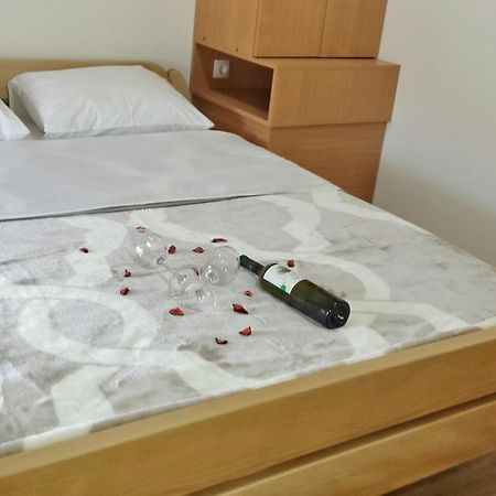 Studio Centar Sp Требине Екстериор снимка
