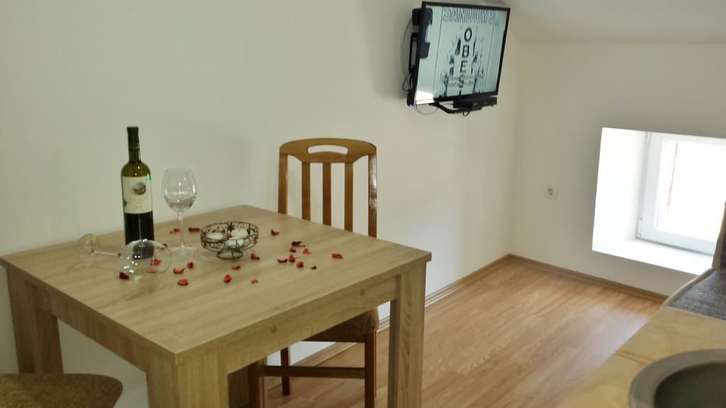 Studio Centar Sp Требине Екстериор снимка